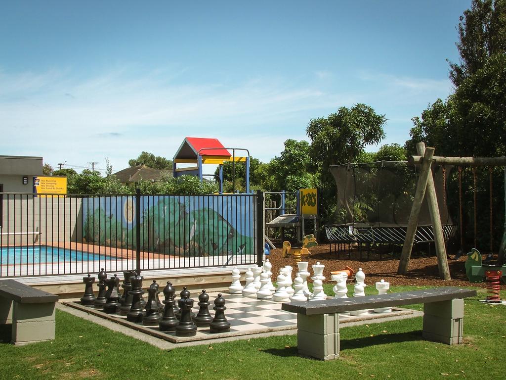 New Plymouth Top 10 Holiday Park Exterior photo